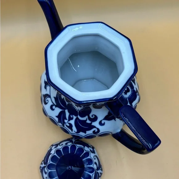 Antique Flow Blue octagonal teapot cobalt blue and white porcelain